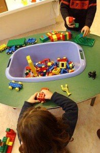 Lego und Holzbausteine sind nach wie vor beliebt bei Kindern